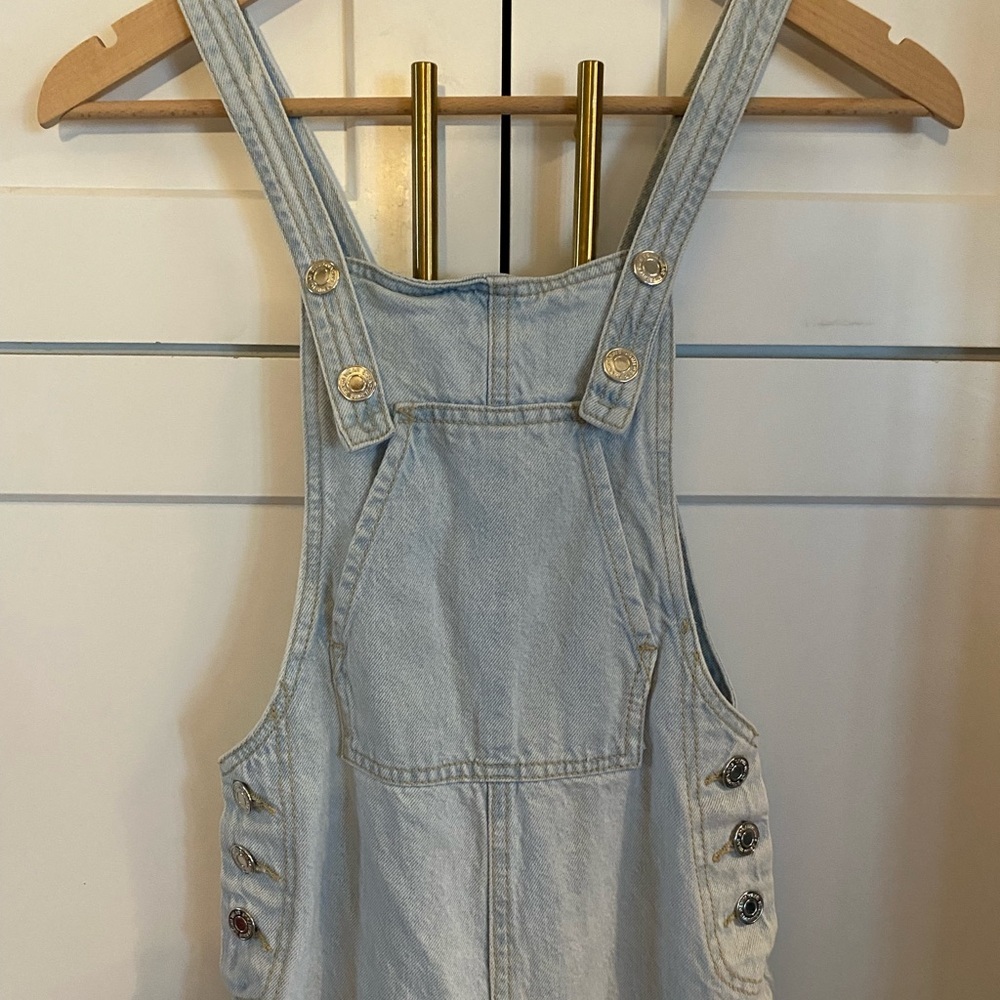asos Stradivarius cropped wide leg denim dungarees light Blue Denim Overalls - Picture 13 of 16